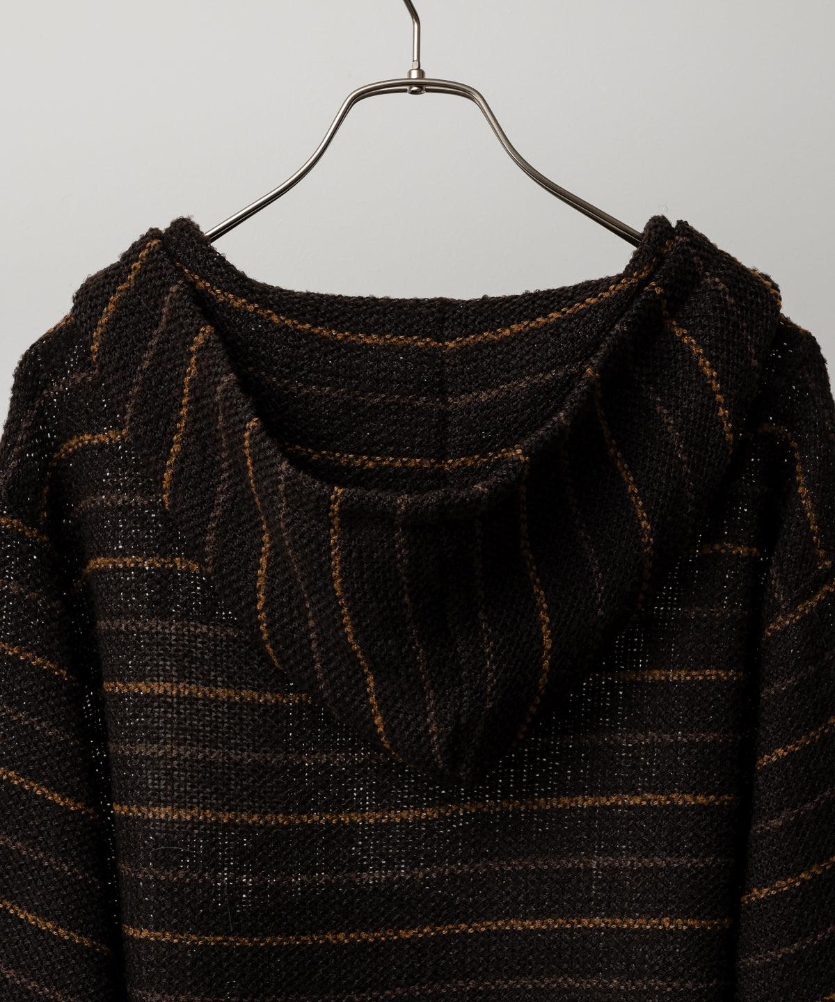 CUT BORDER HOODIE