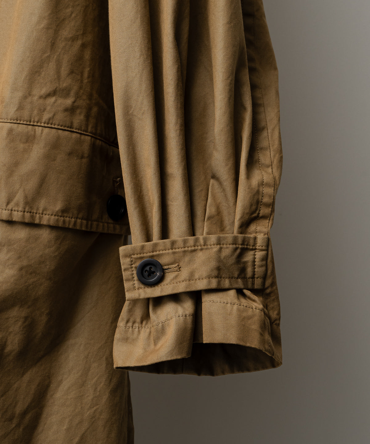 AGING COTTON M.C COAT