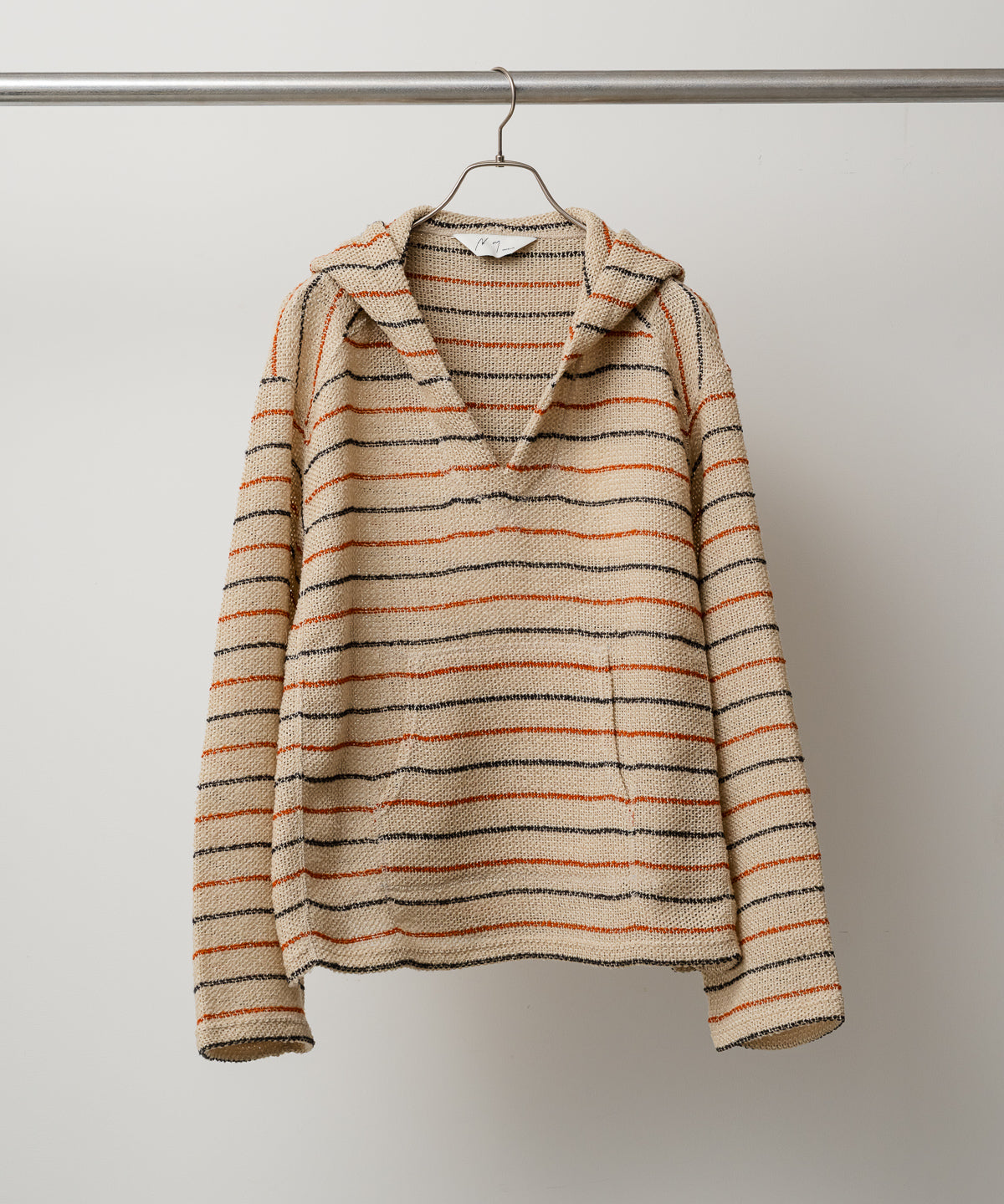CUT BORDER HOODIE