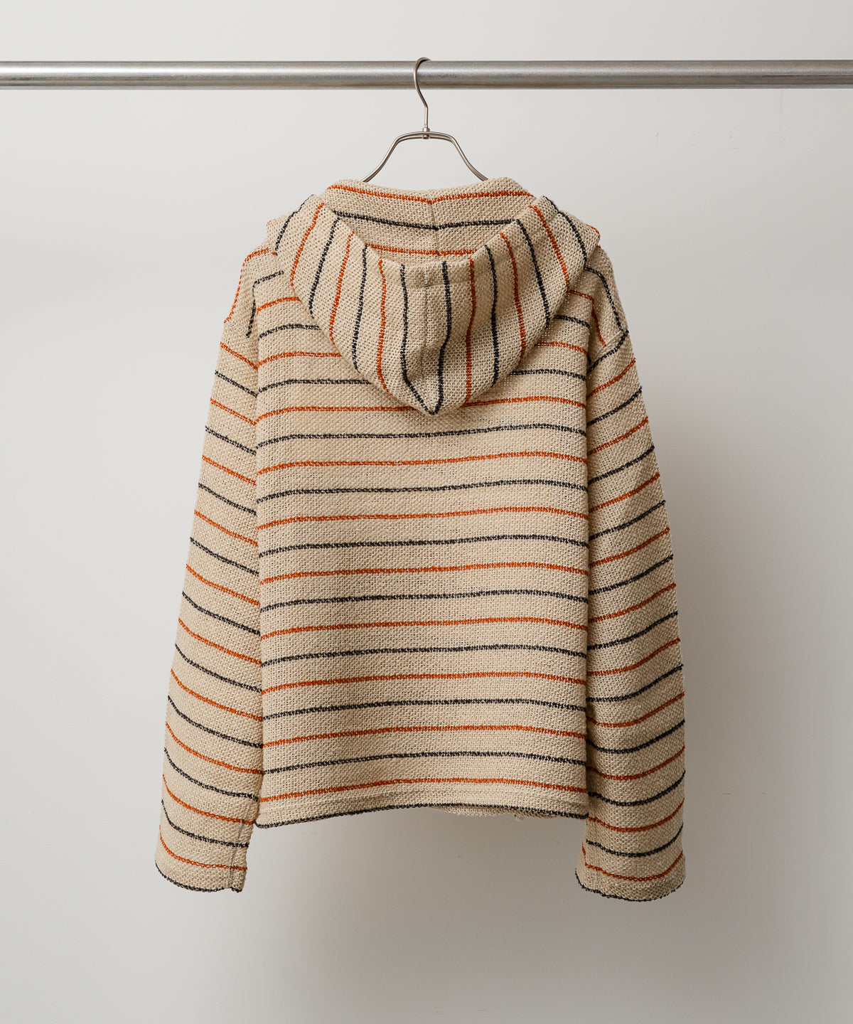 CUT BORDER HOODIE