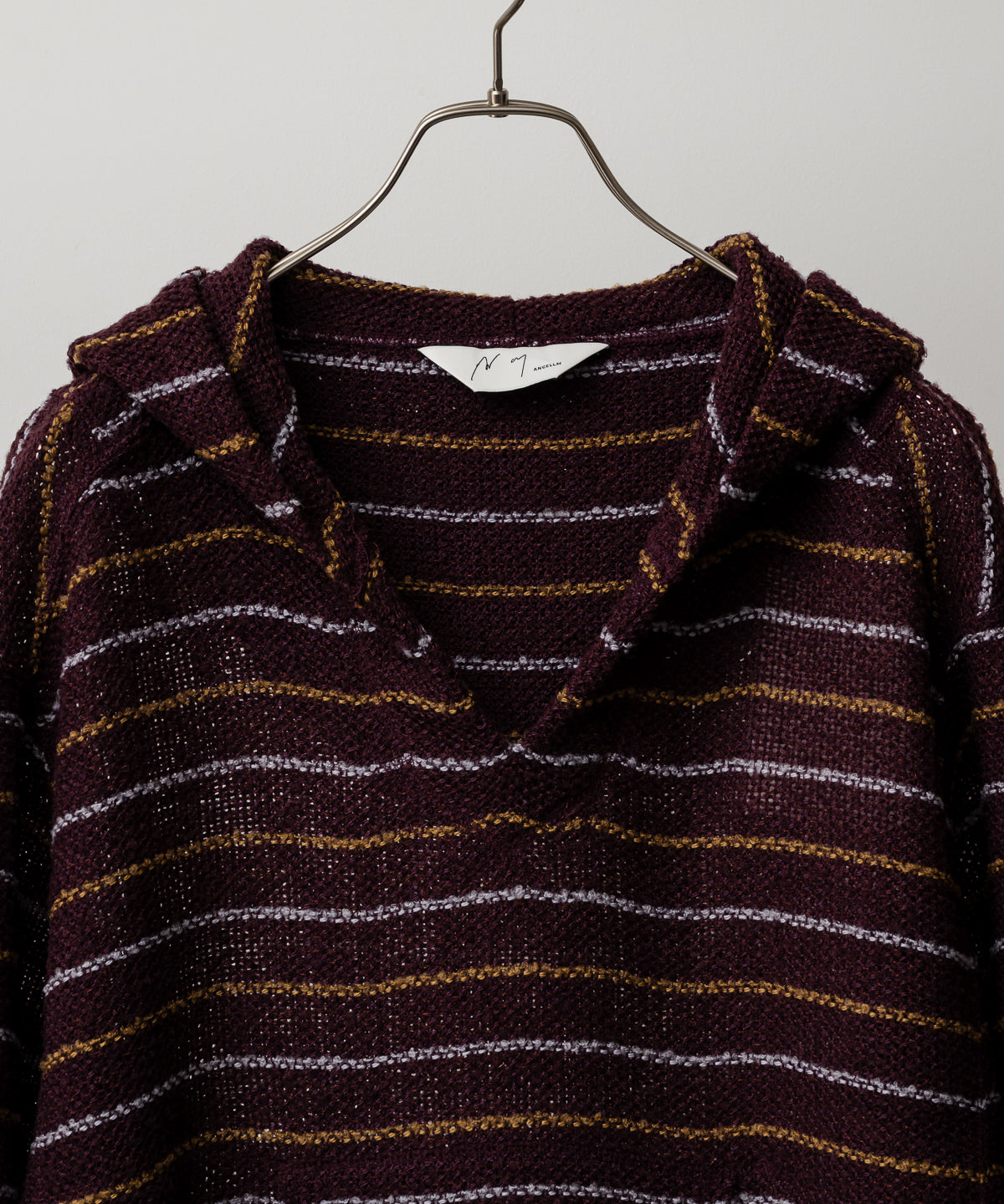 CUT BORDER HOODIE