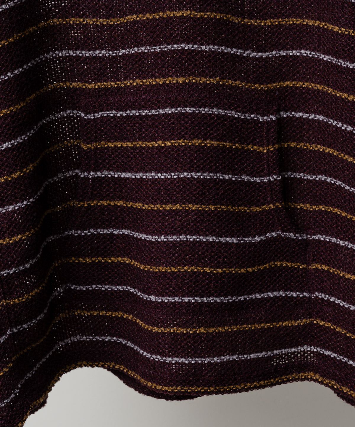 CUT BORDER HOODIE