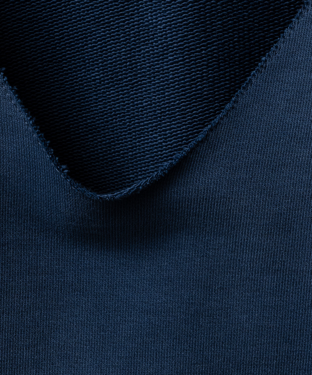 【店舗限定商品】WASHED V-NECK SWEATSHIRT