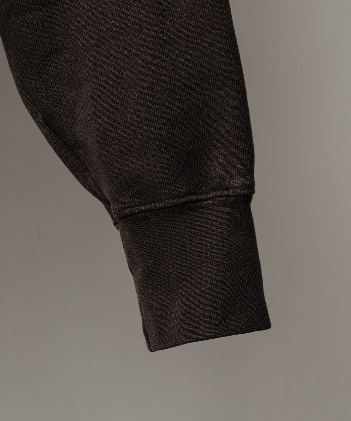 CROPPED CREW SWEATSHIRT