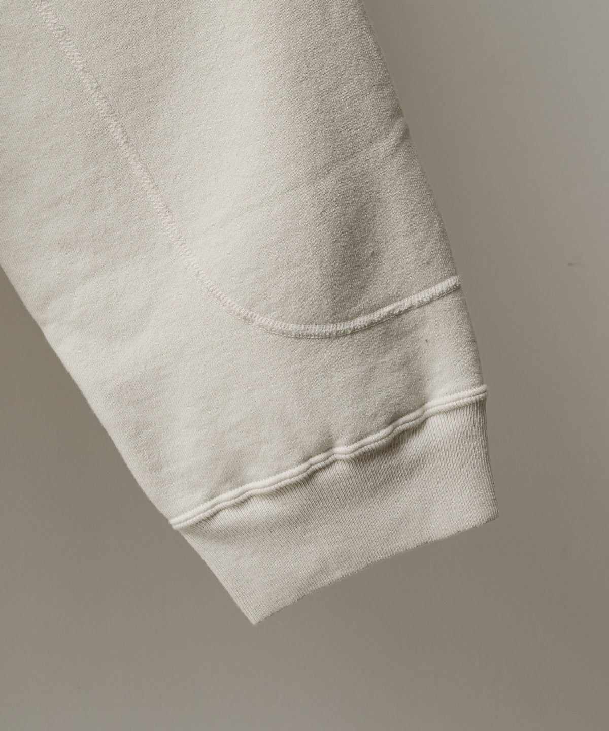 FLEECE-LINED SWEAT VERSITY SH