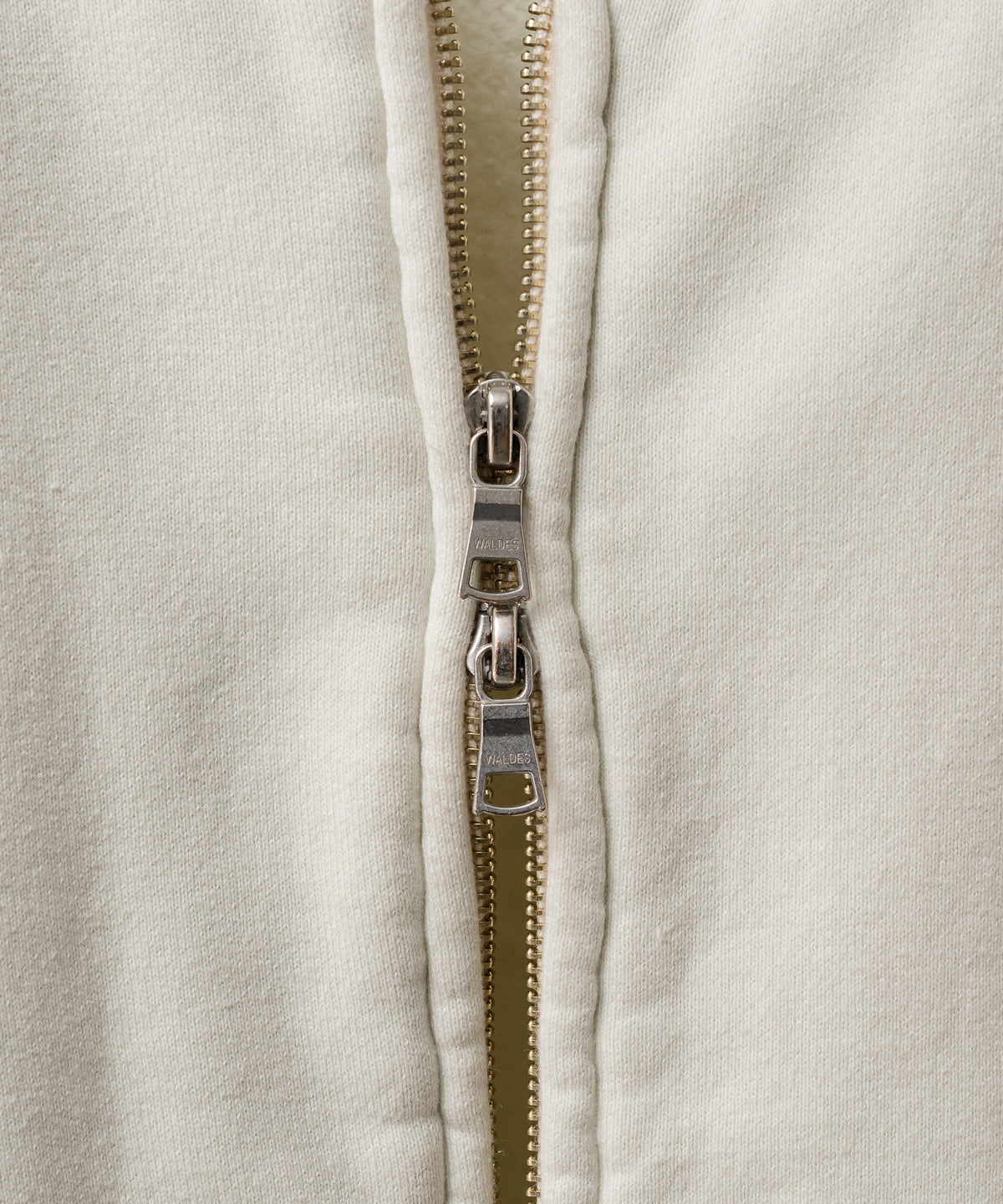 FLEECE-LINED SWEAT VERSITY SH
