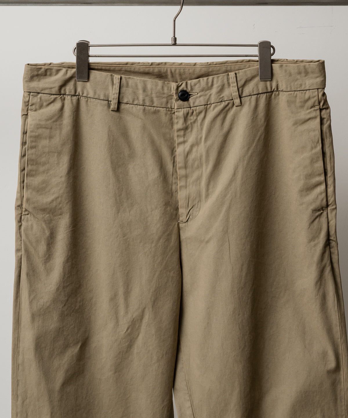 CHINO TAPERED TROUSERS