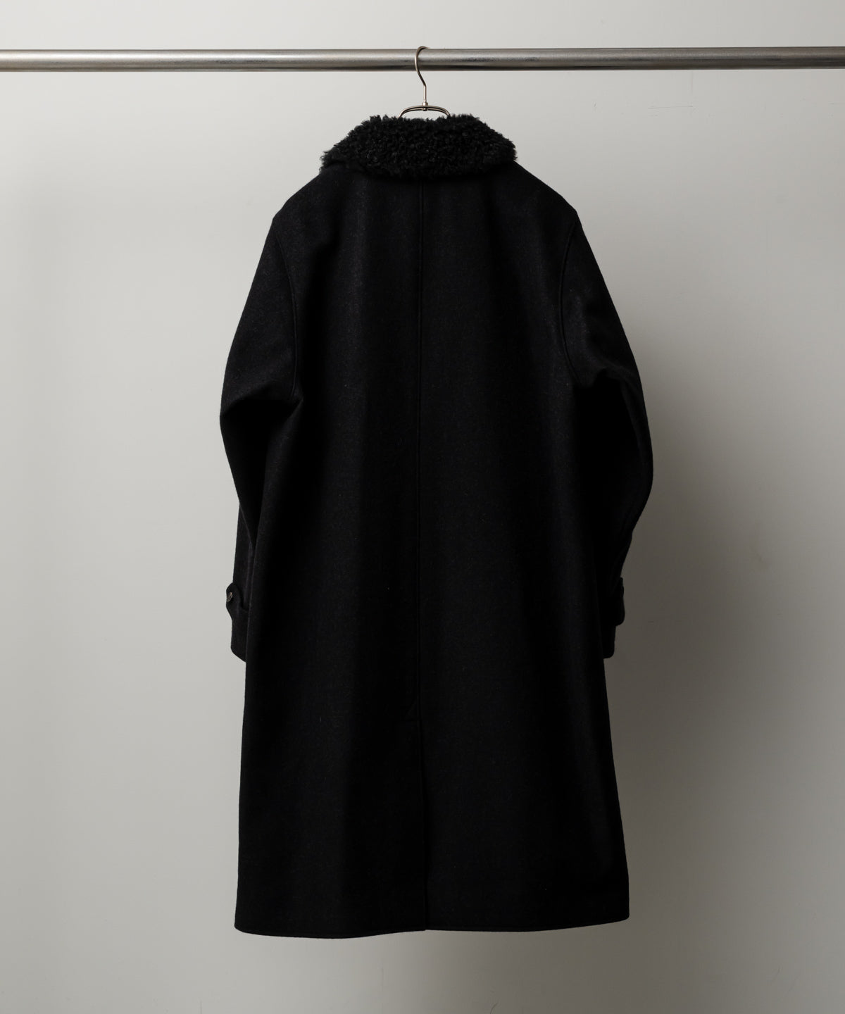 30-7-03 BOA COLLAR COAT
