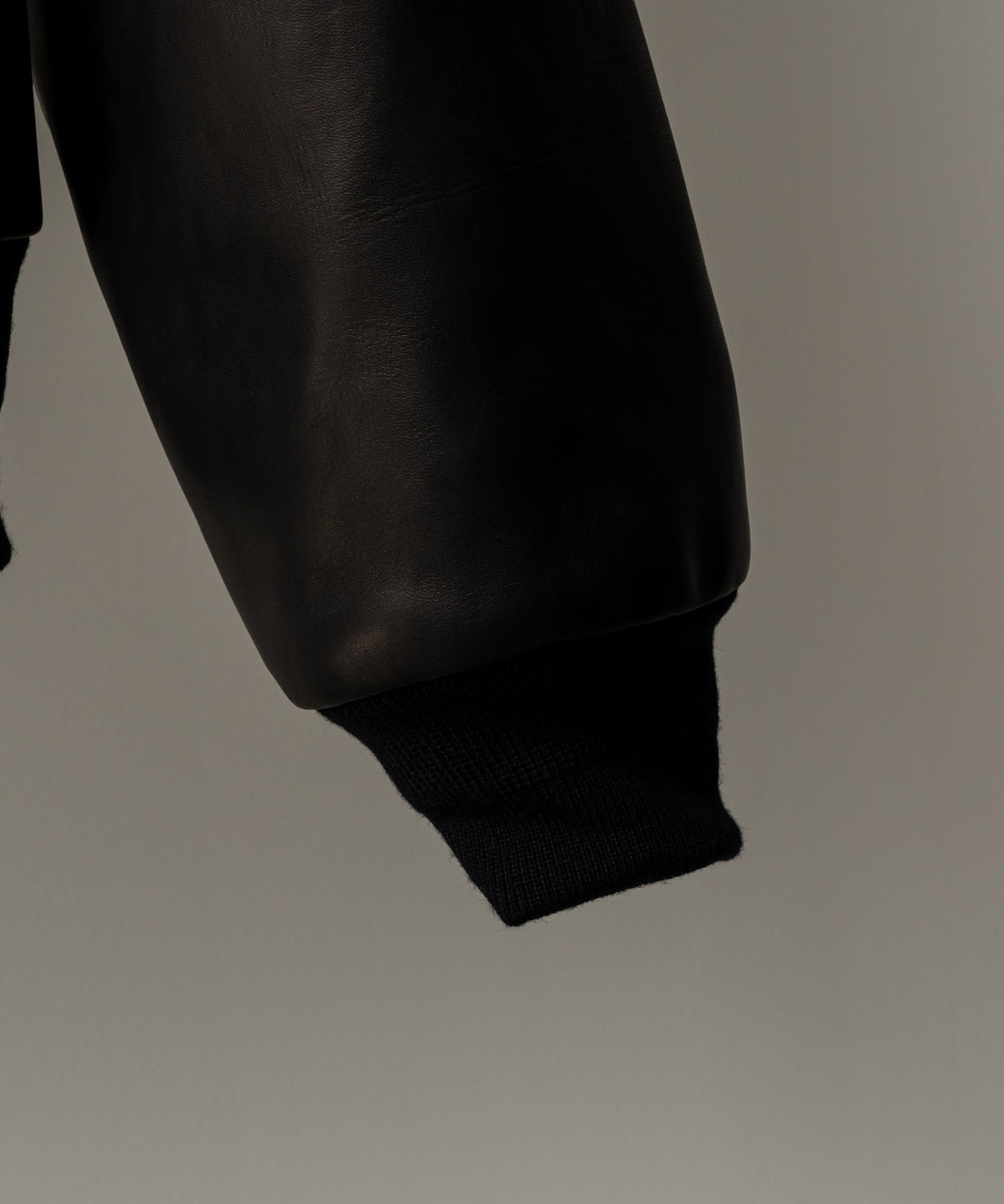 30-6-02 LEATHER JACKET