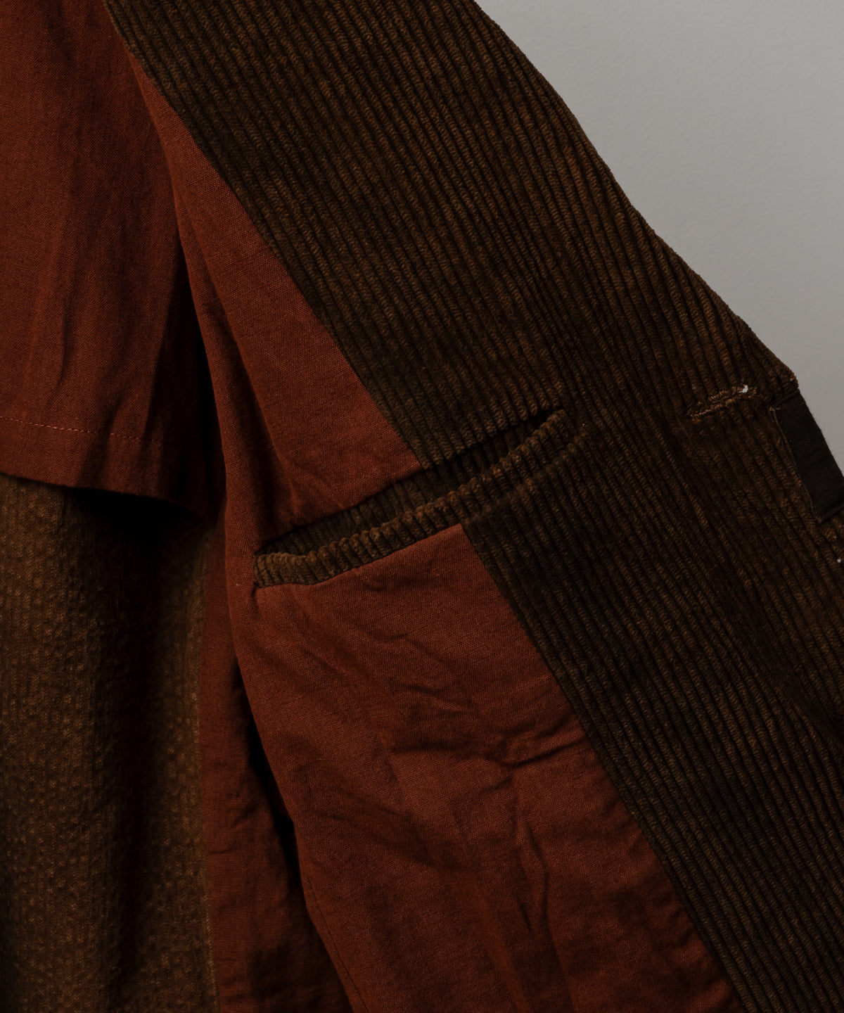 SHALE JACKET