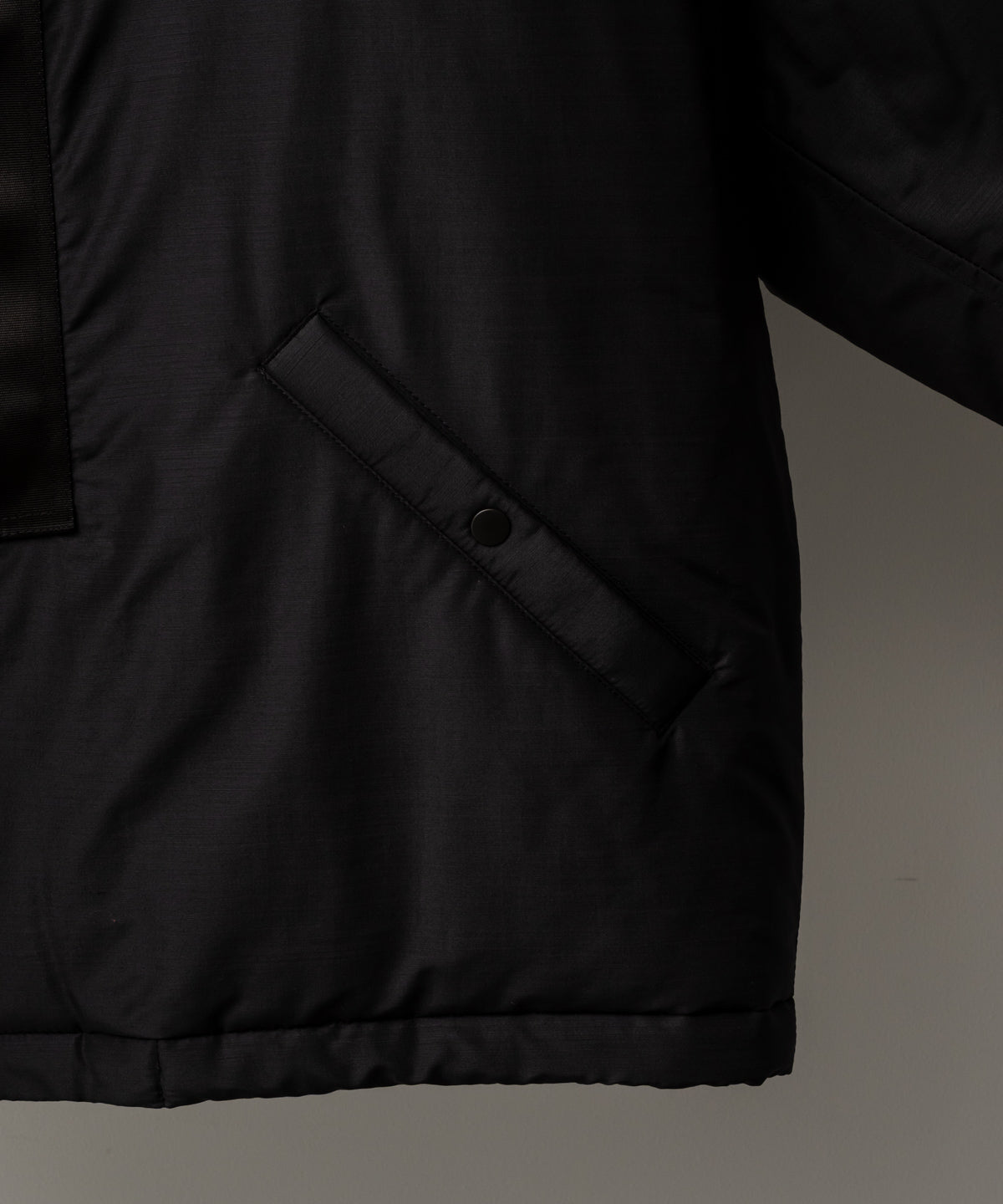 Light Wool Nylon Puffer Jacket