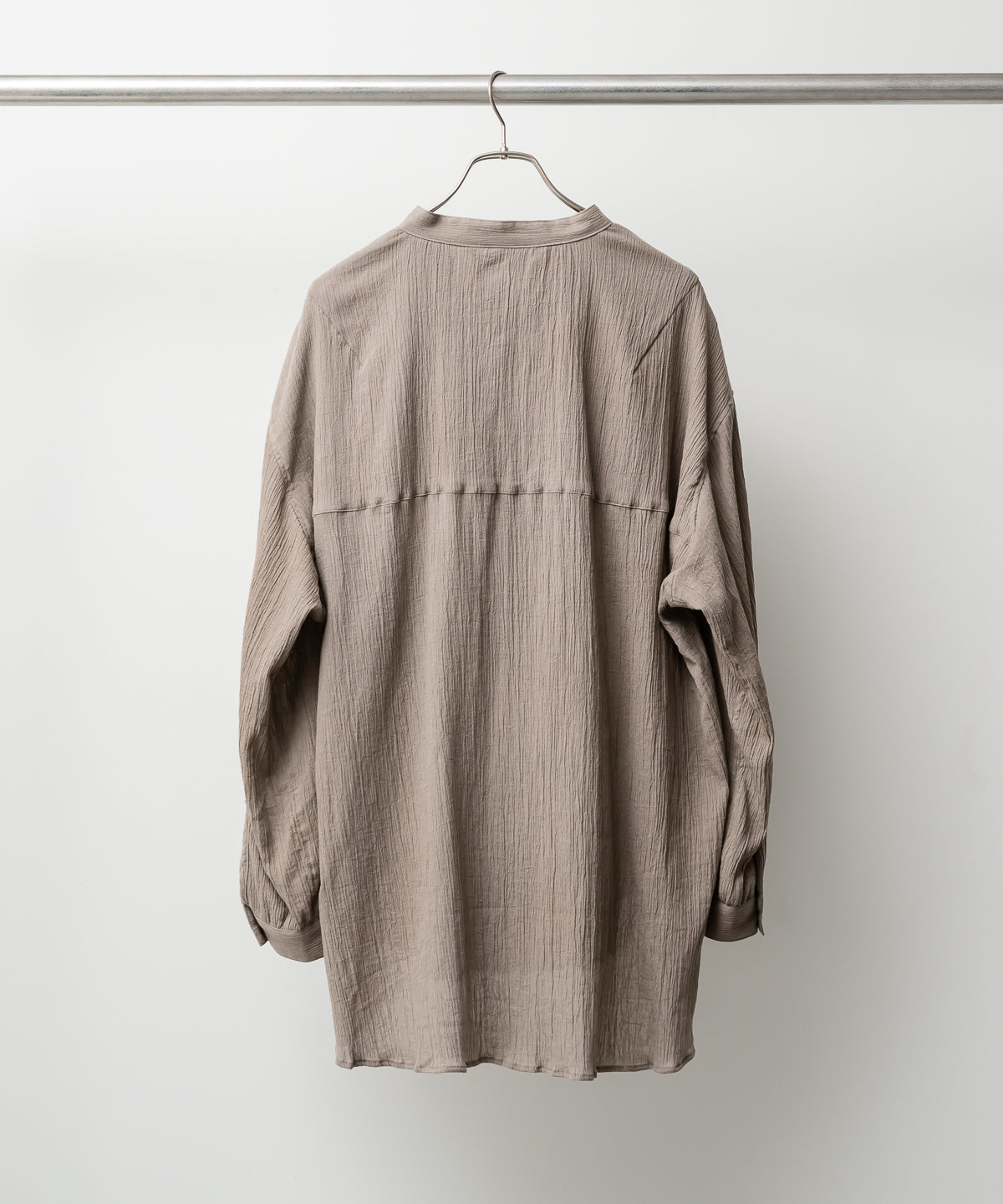 CREPE HALF ZIP SHIRT