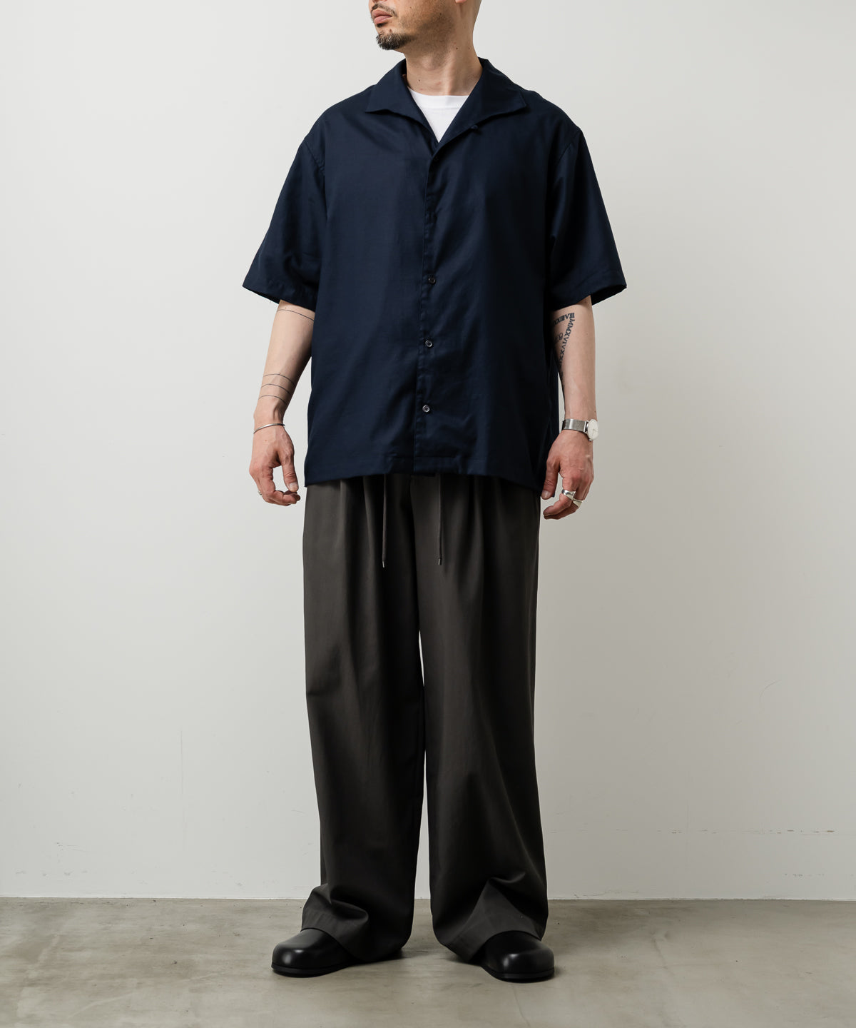 SILK SOFT TWILL SHARK COLLAR SHIRT