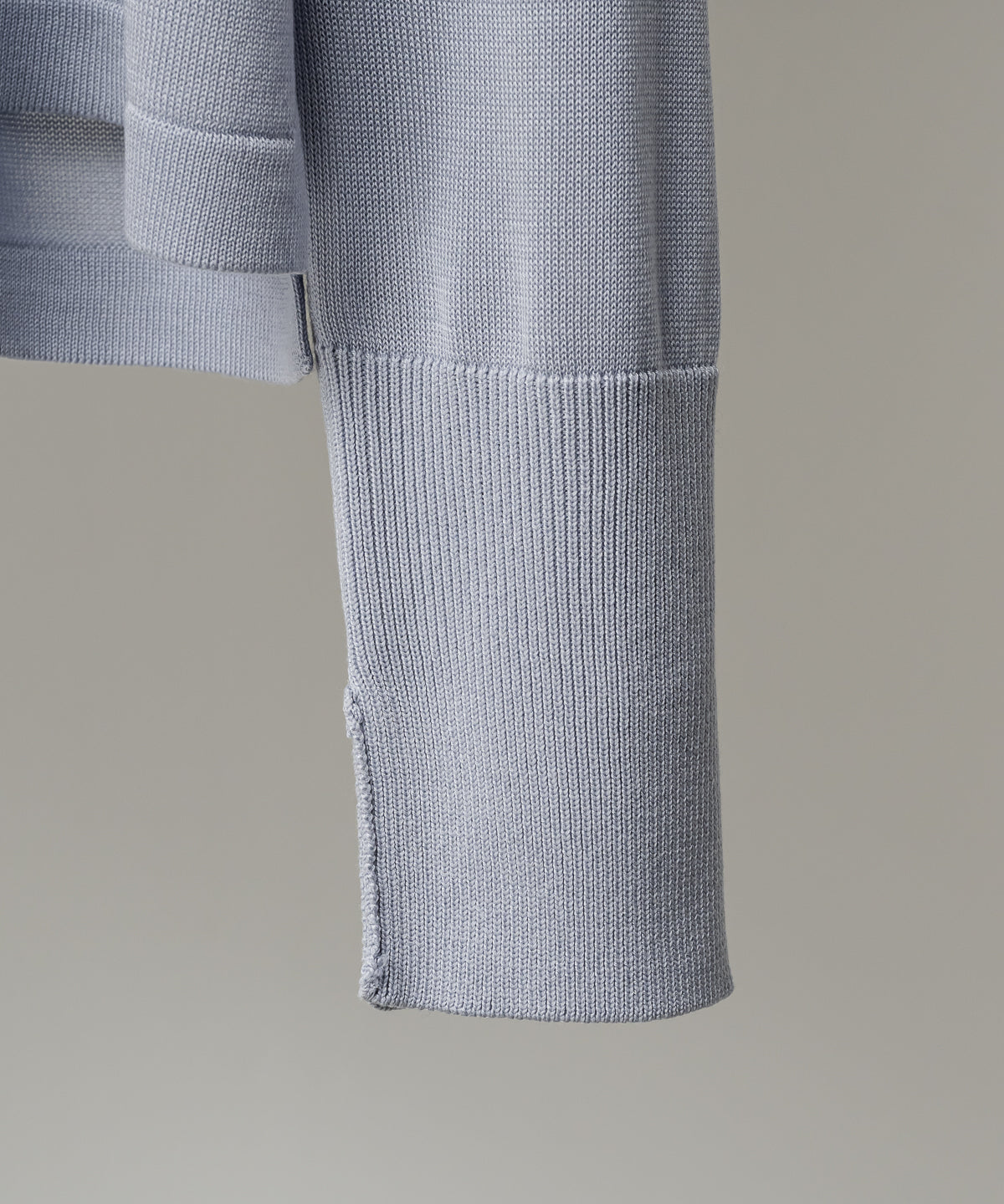 RESEARCHED SWEATER /RAYON MIX