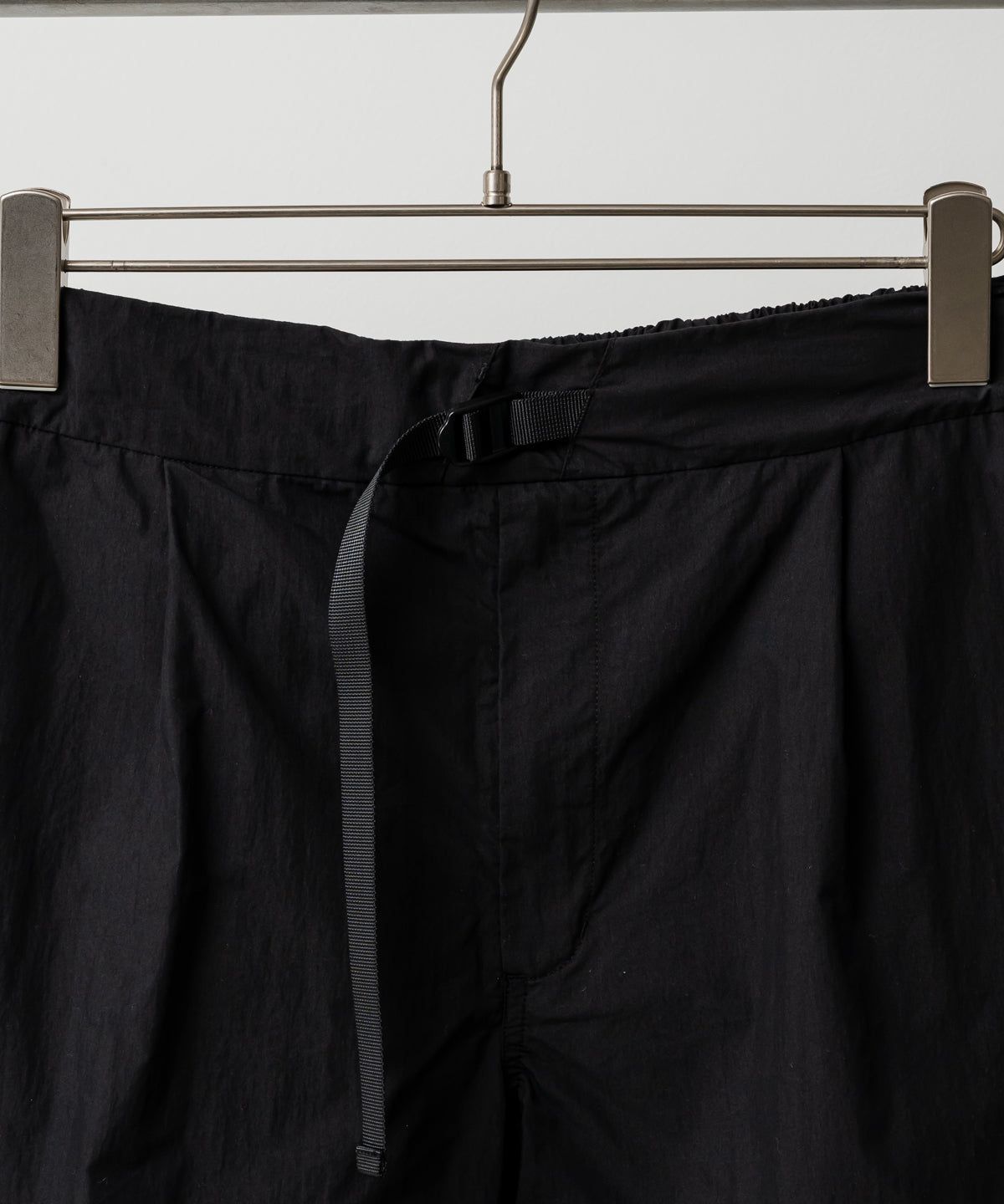 ORGANIZED EASY SHORTS / NYLON COTTON MIX TAFTA