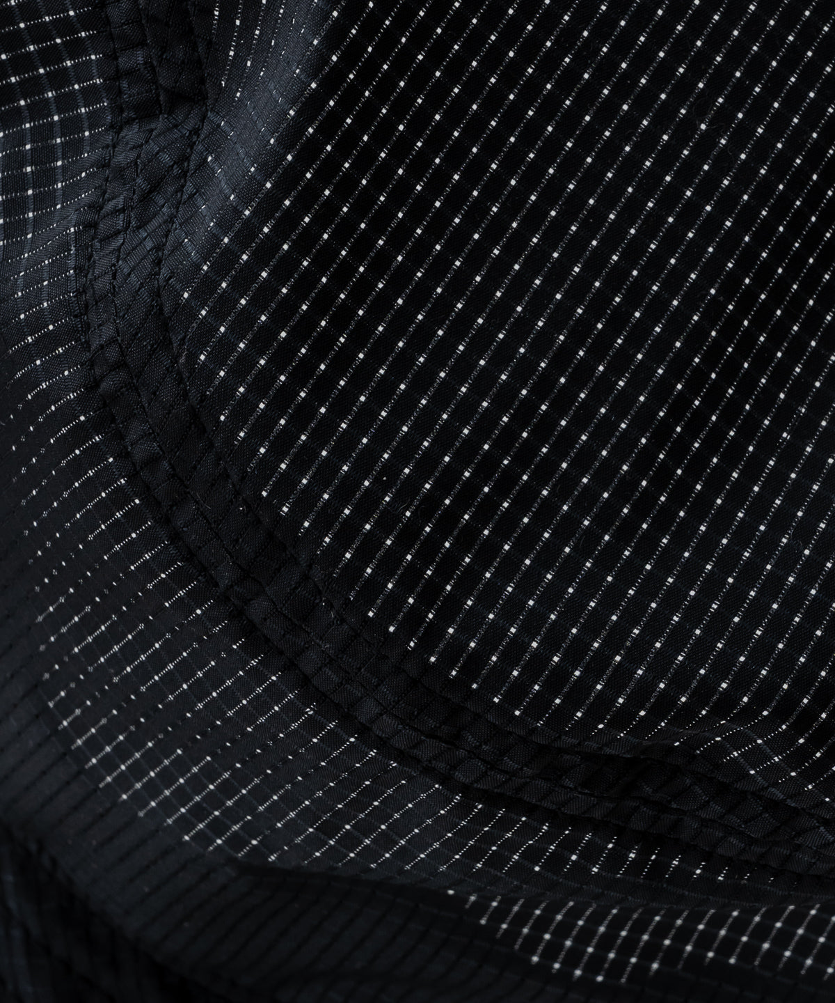 DOT AIR BUCKET HAT