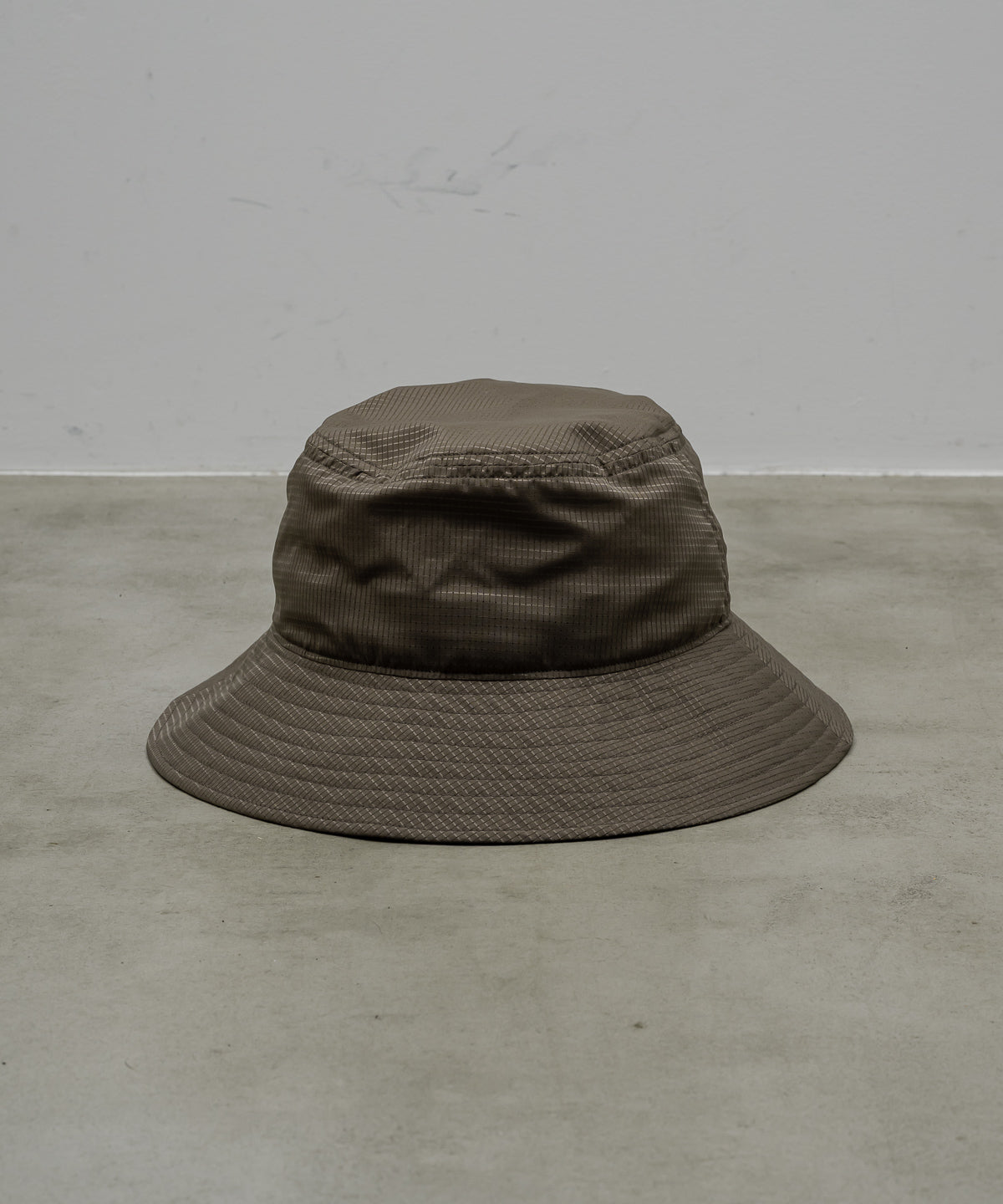DOT AIR BUCKET HAT