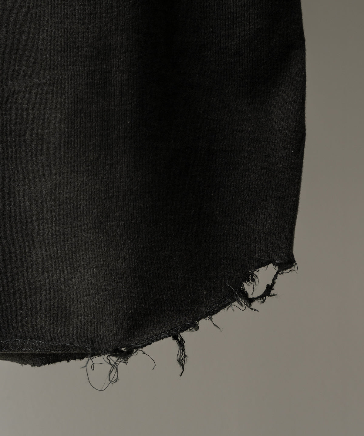 UNEVENNESS TANK TOP
