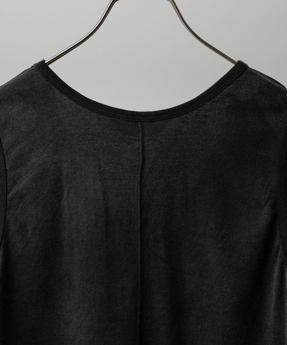 UNEVENNESS TANK TOP