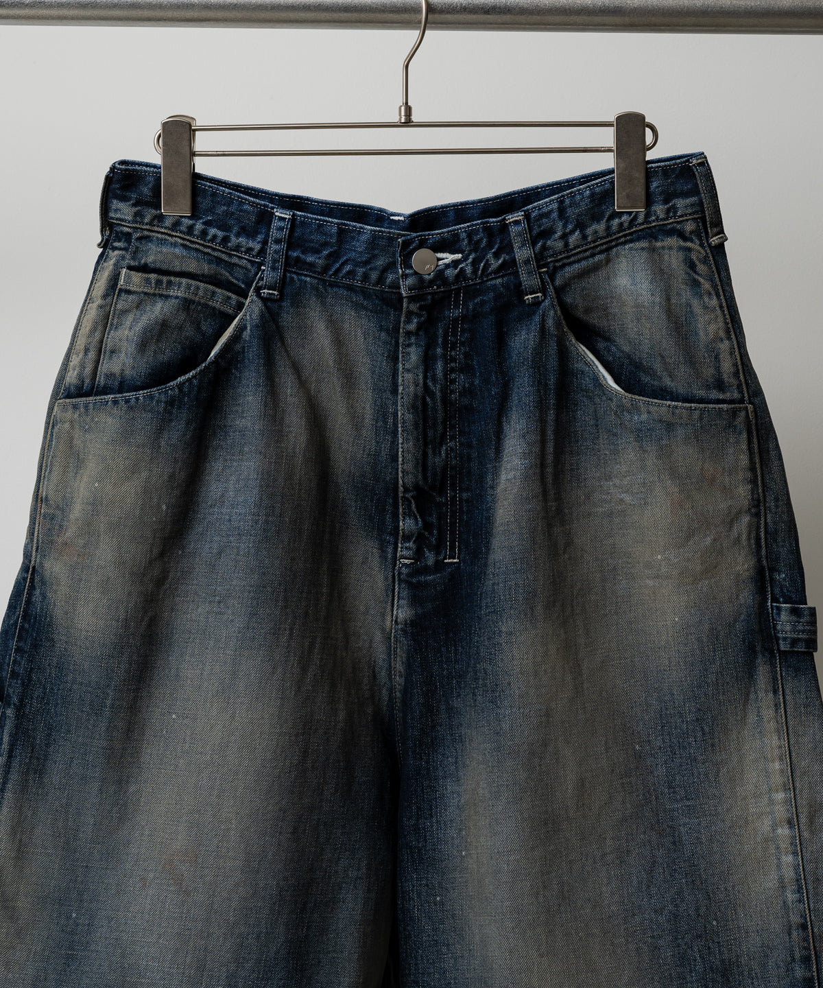 DENIM PAINTER SHORTS