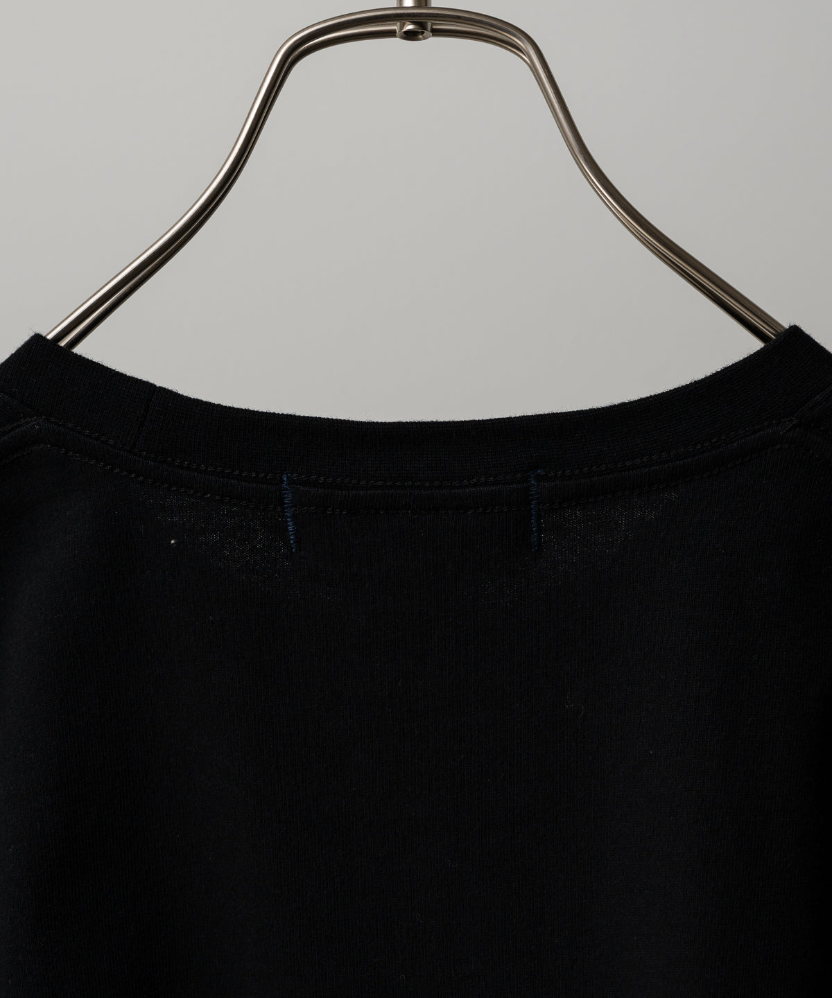 "moisture" TEE × Knuu®
