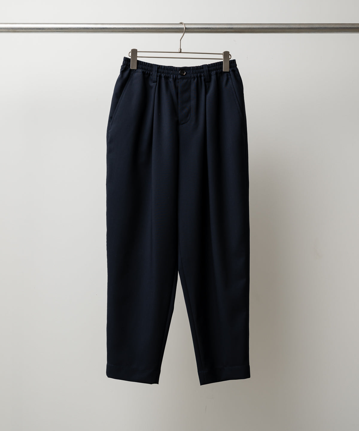 トロピカルウール製クロップドパンツ