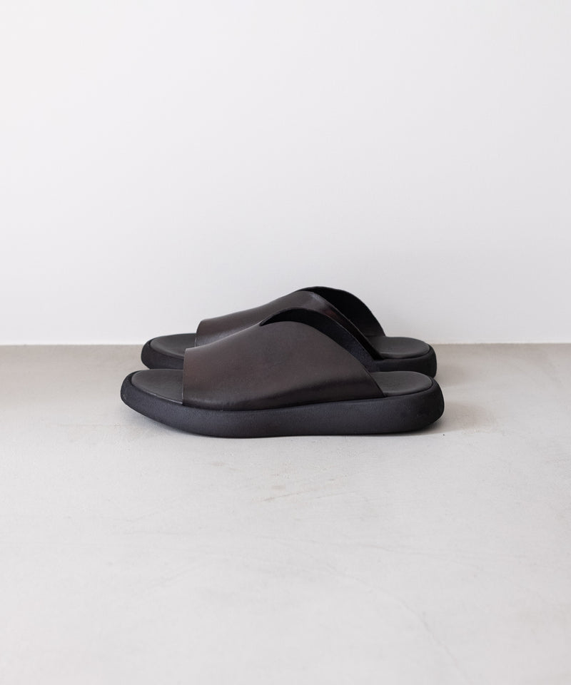 LETHER SLIPPER - BRADOR - BRADOR