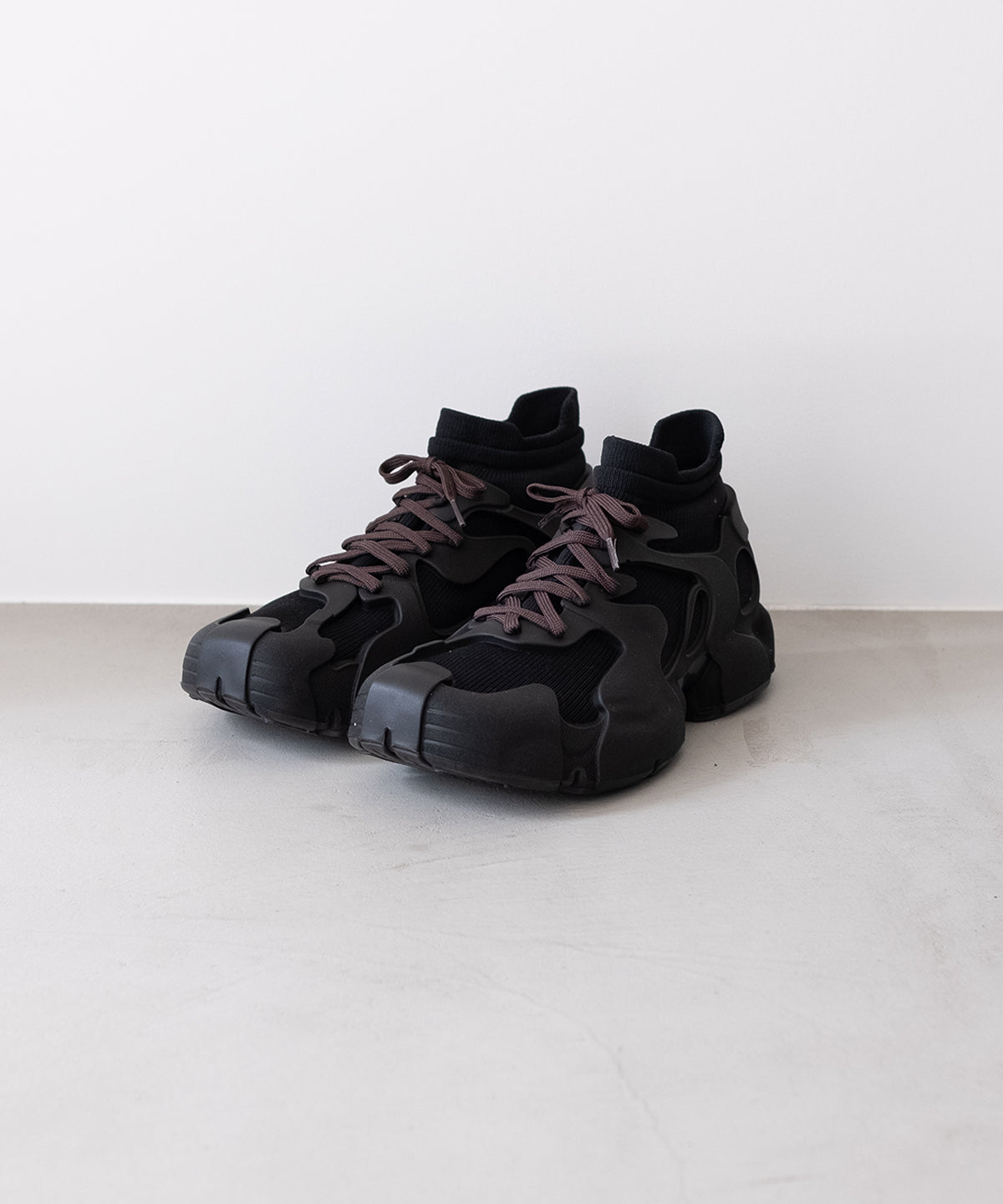 SHOES – C THE C