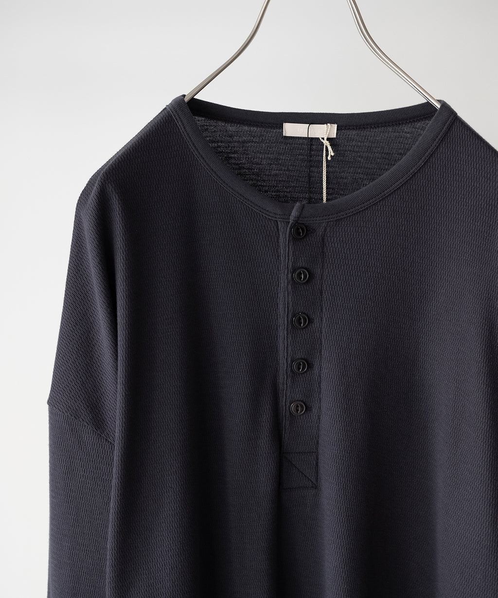 C/CASH HONEYCOMB HENLEY-NECK TOP - ULTERIOR – C THE C