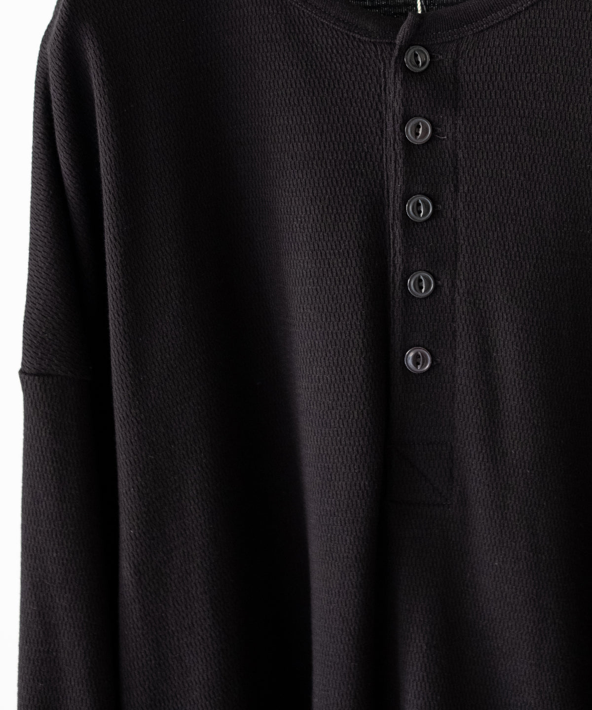 C/CASH HONEYCOMB HENLEY-NECK TOP - ULTERIOR – C THE C