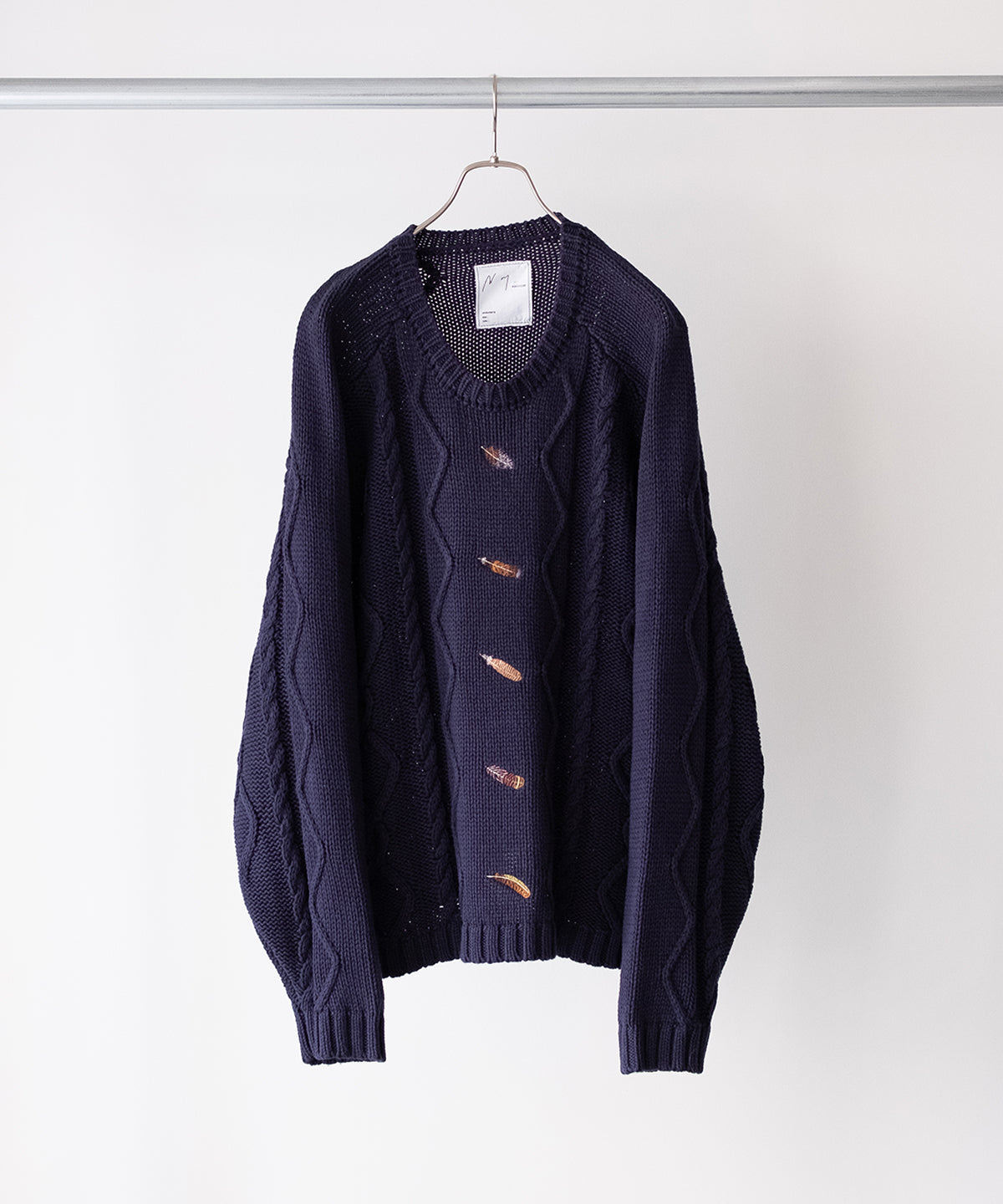 EMBROIDERY CABLE STICH KNIT