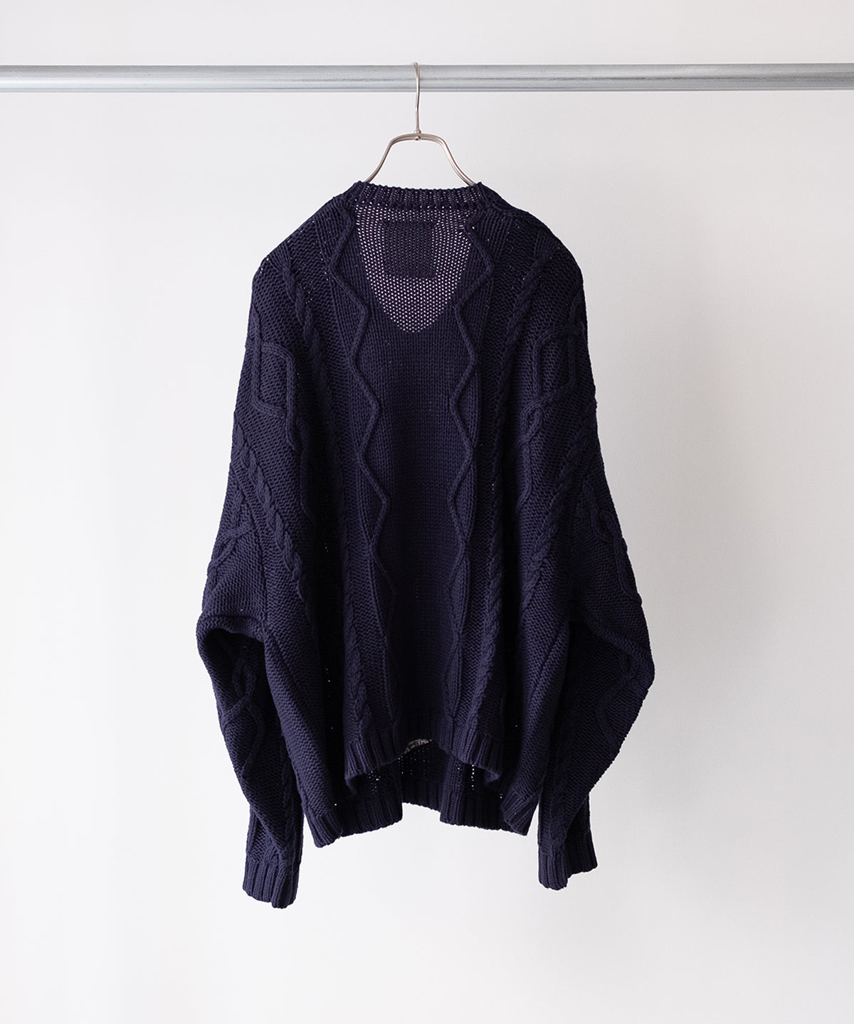 EMBROIDERY CABLE STICH KNIT