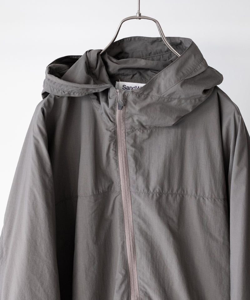 ORGANIZED HOODED PULLOVER / RIPSTOP NYLON -SandWaterr