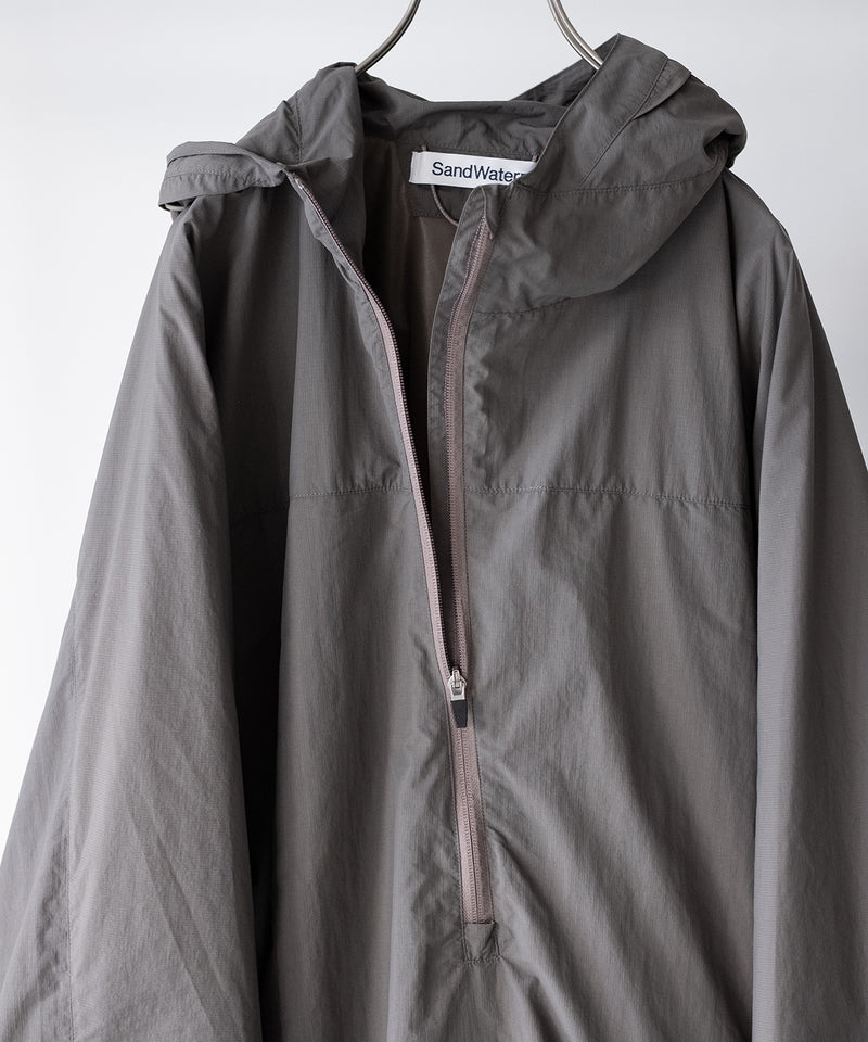 ORGANIZED HOODED PULLOVER / RIPSTOP NYLON -SandWaterr