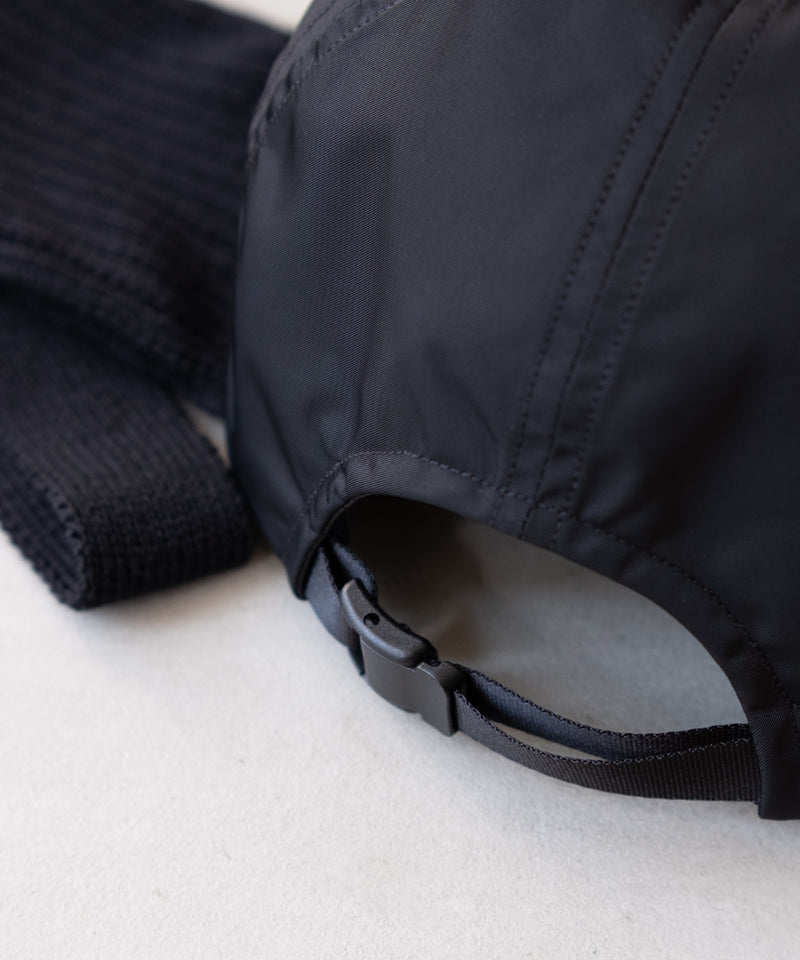 DICROS & KNIT EAR CAP - COMESANDGOES