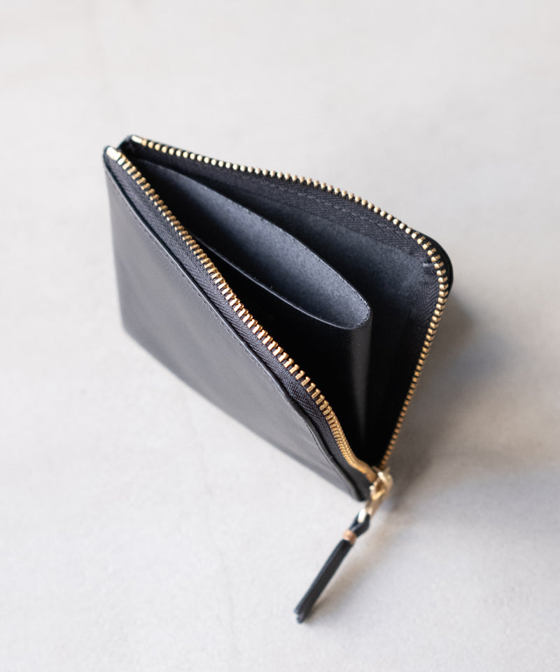 CLASSIC LEATHER LINE (8Z-D003-051) - Wallet COMME des GARCONS