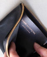 CLASSIC LEATHER LINE (8Z-D003-051) - Wallet COMME des GARCONS