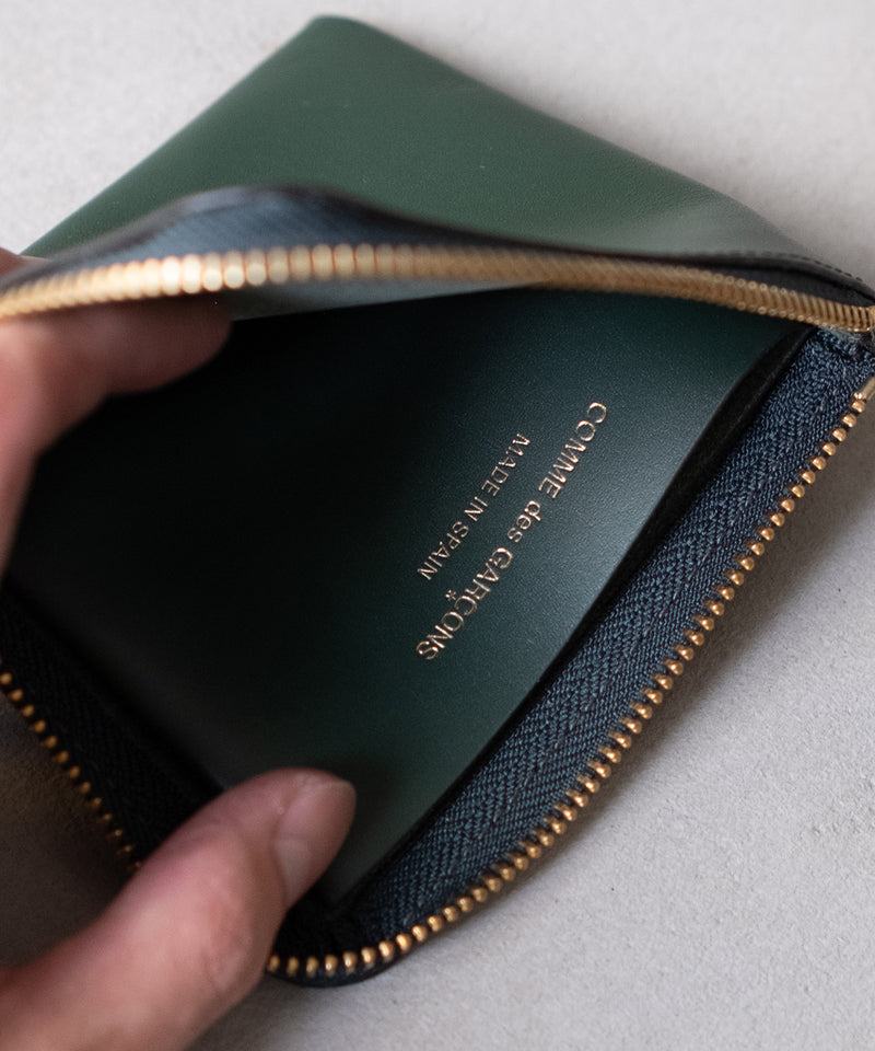 CLASSIC LEATHER LINE (8Z-D003-051) - Wallet COMME des GARCONS