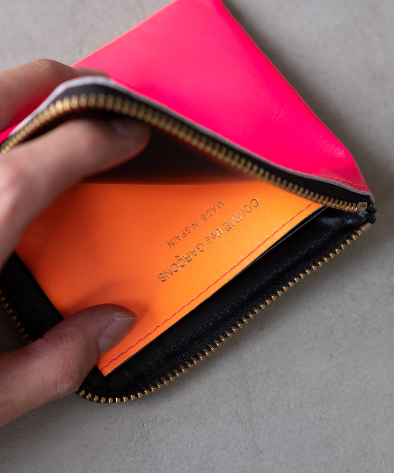 SUPER FLUO LEATHER LINE (8Z-H031-051) - Wallet COMME des GARCONS