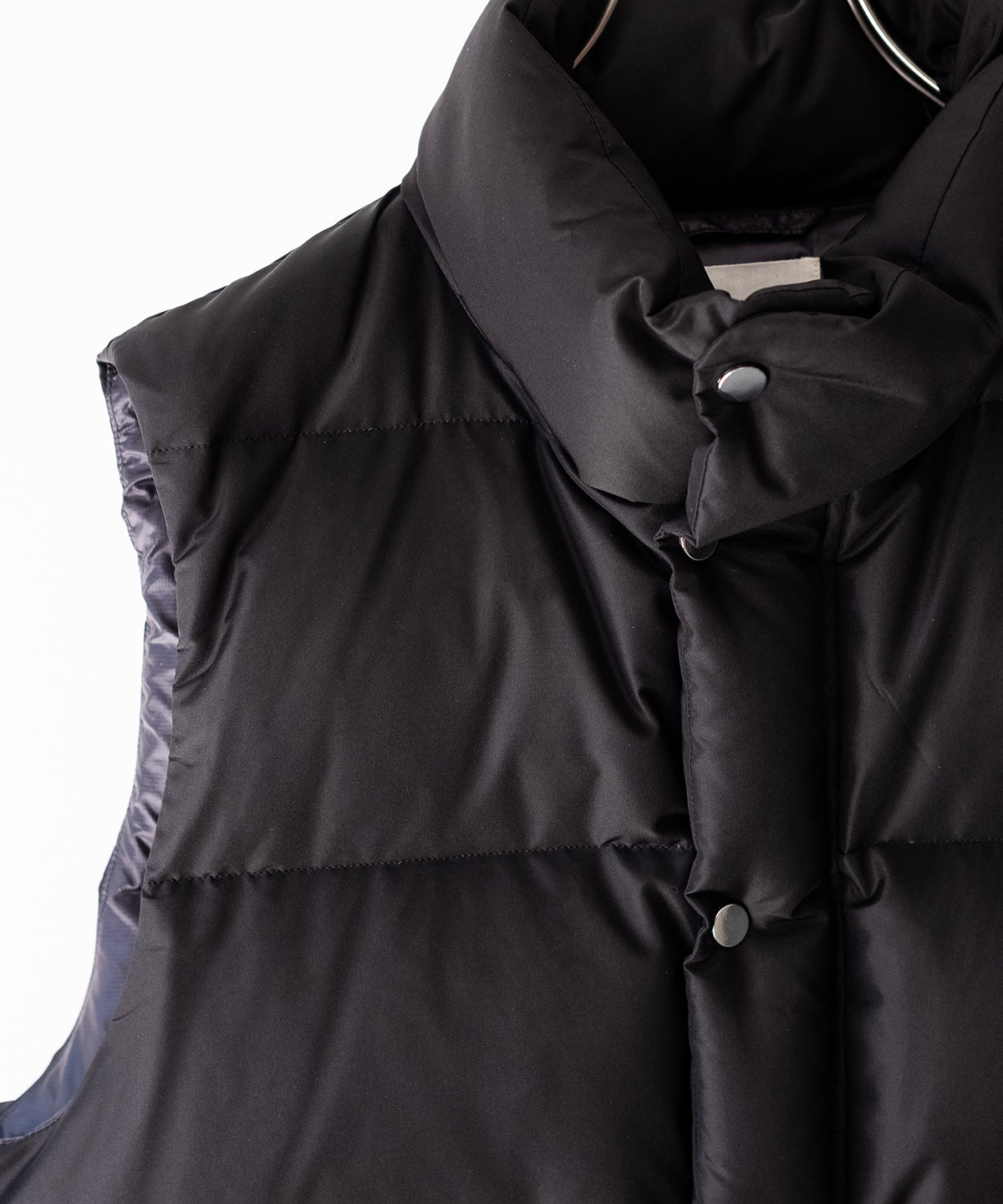 SILK DOWN VEST