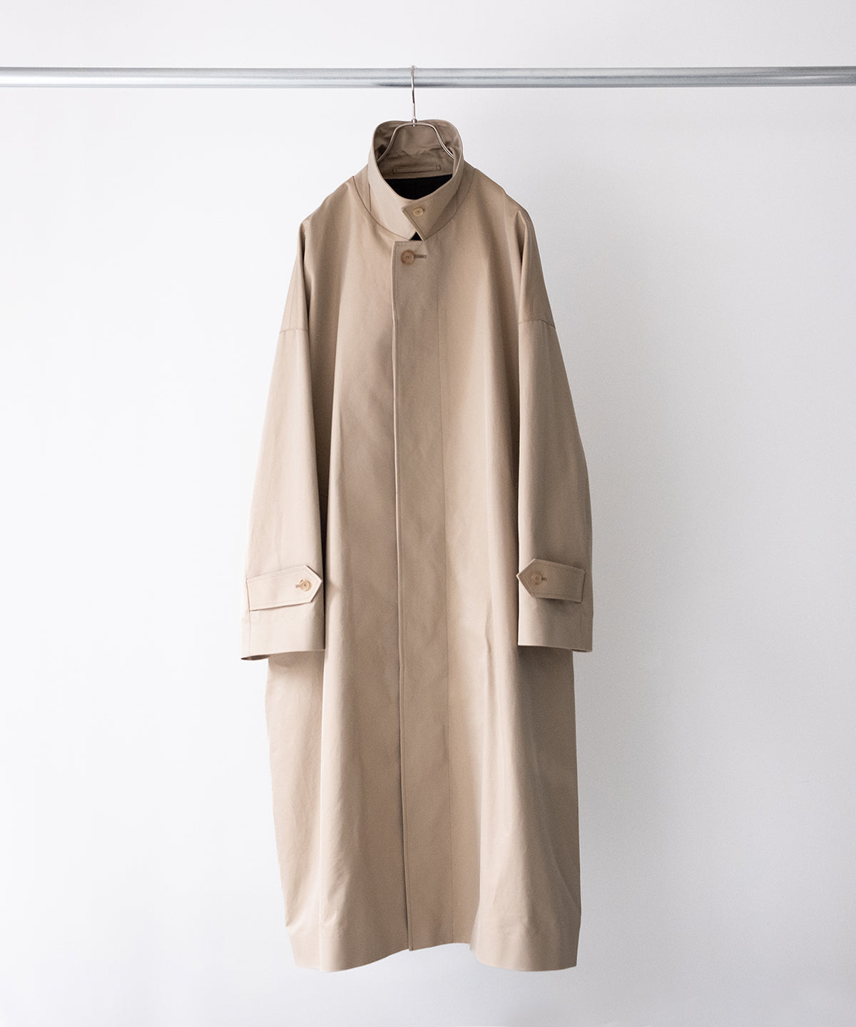 HUGE SINGLE TRENCH COAT