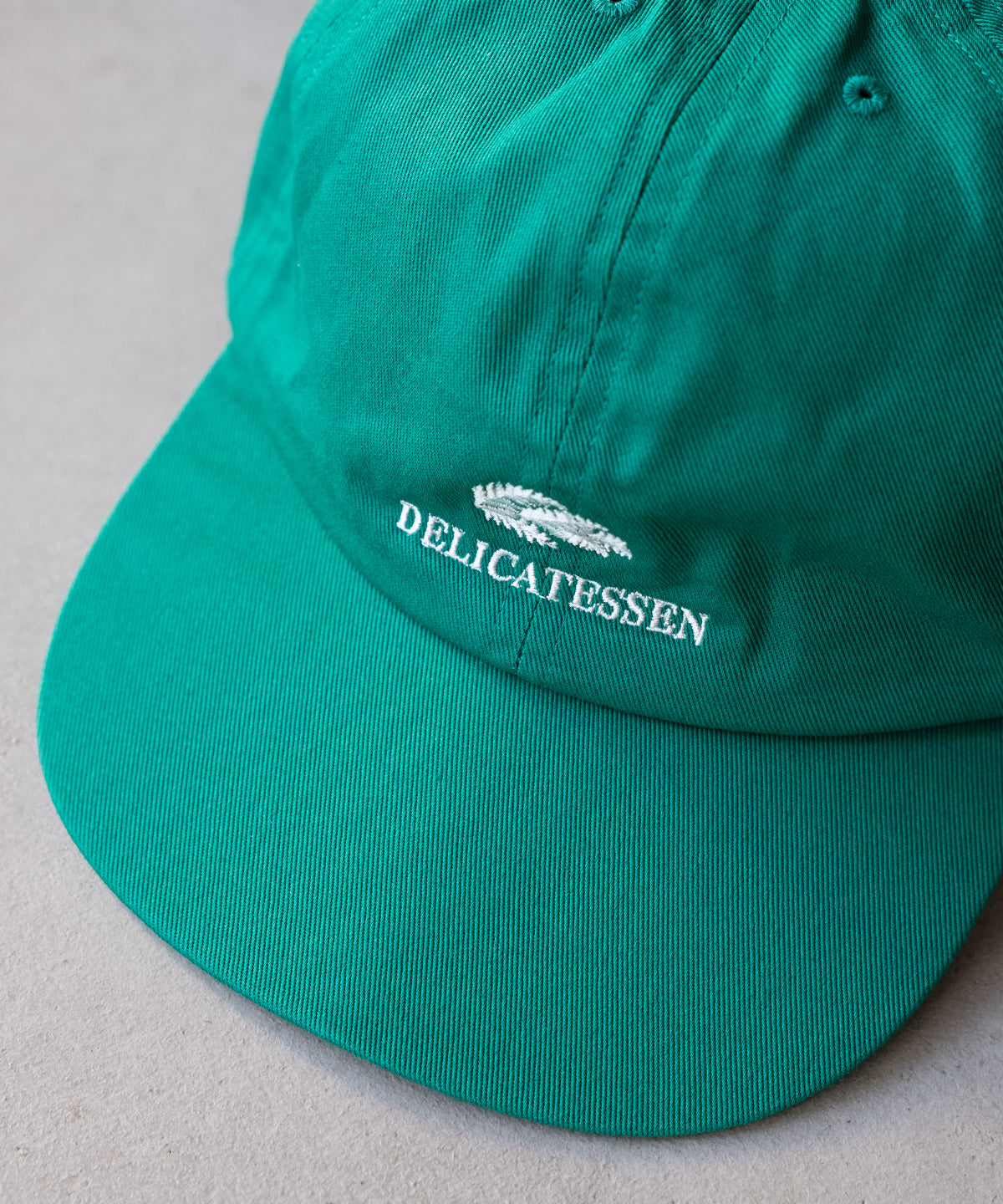 DELICASSEN CAP - COMESANDGOES