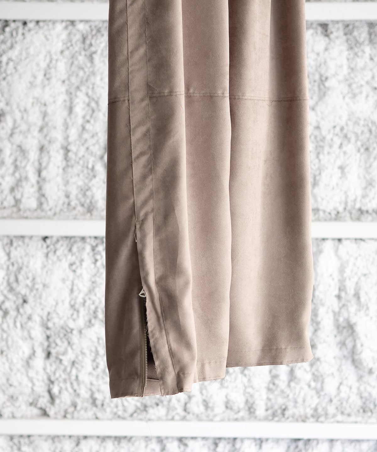 LAST1 >> VEGAN LEATHER SIDE LINE PANTS - ANCELLM – C THE C