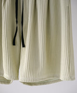 WRINKLED STRIPE TUCK SHORT PANTS - ANCELLM