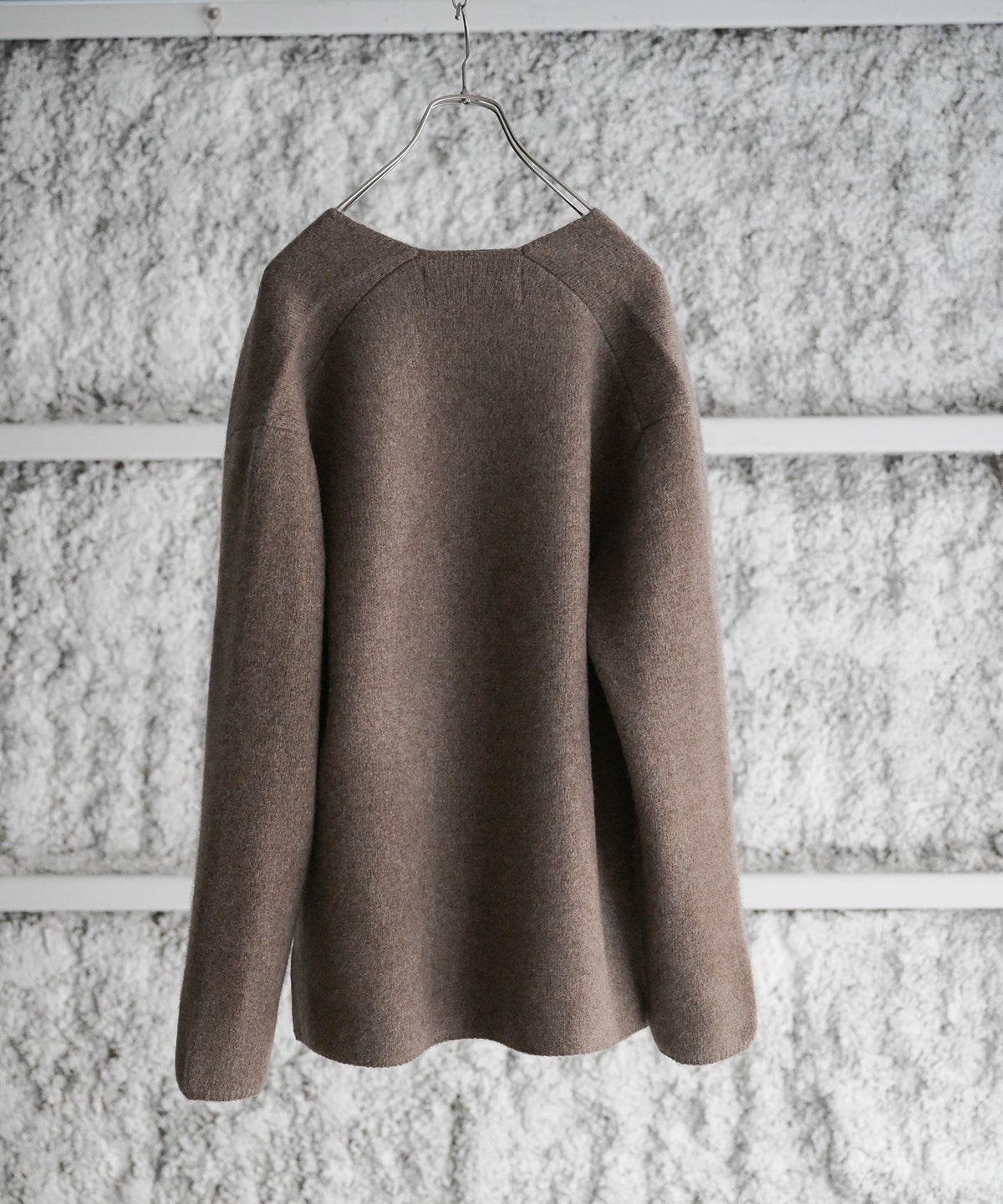 Innocent YAK Deep v-neck sweater - walenode