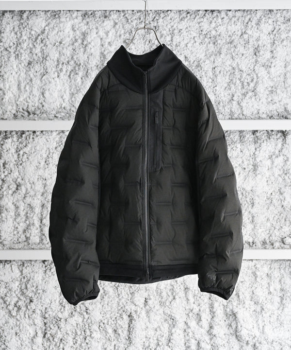 SEAMLESS DOWN JACKET    - BLK White Mountaineering®︎