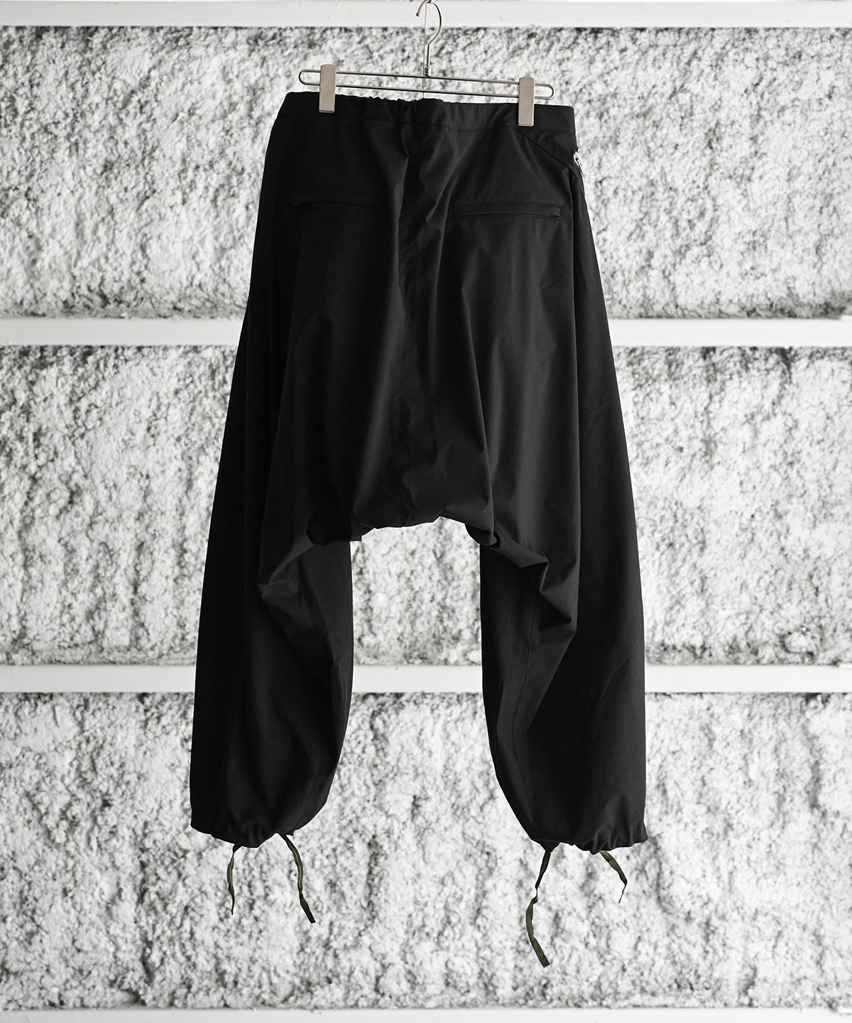 P30AL-E ENCAPSULATED NYLON ULTRAWIDE DRAWCORD CARGO TROUSER GEN. 1