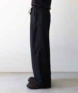 LAST1>> WOOL CALMSSKIN TUCK EASY SLACKS - ANCELLM