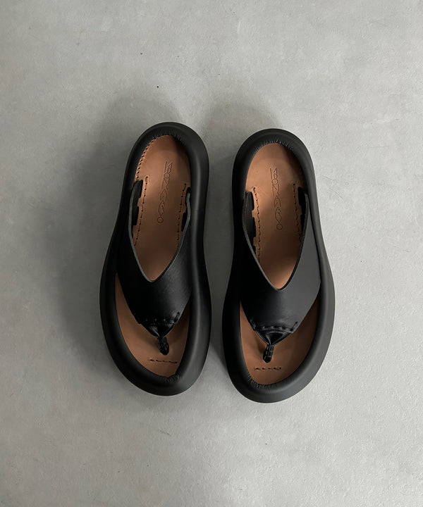 SPOILER LEATHER SANDAL - MIDORIKAWARYO