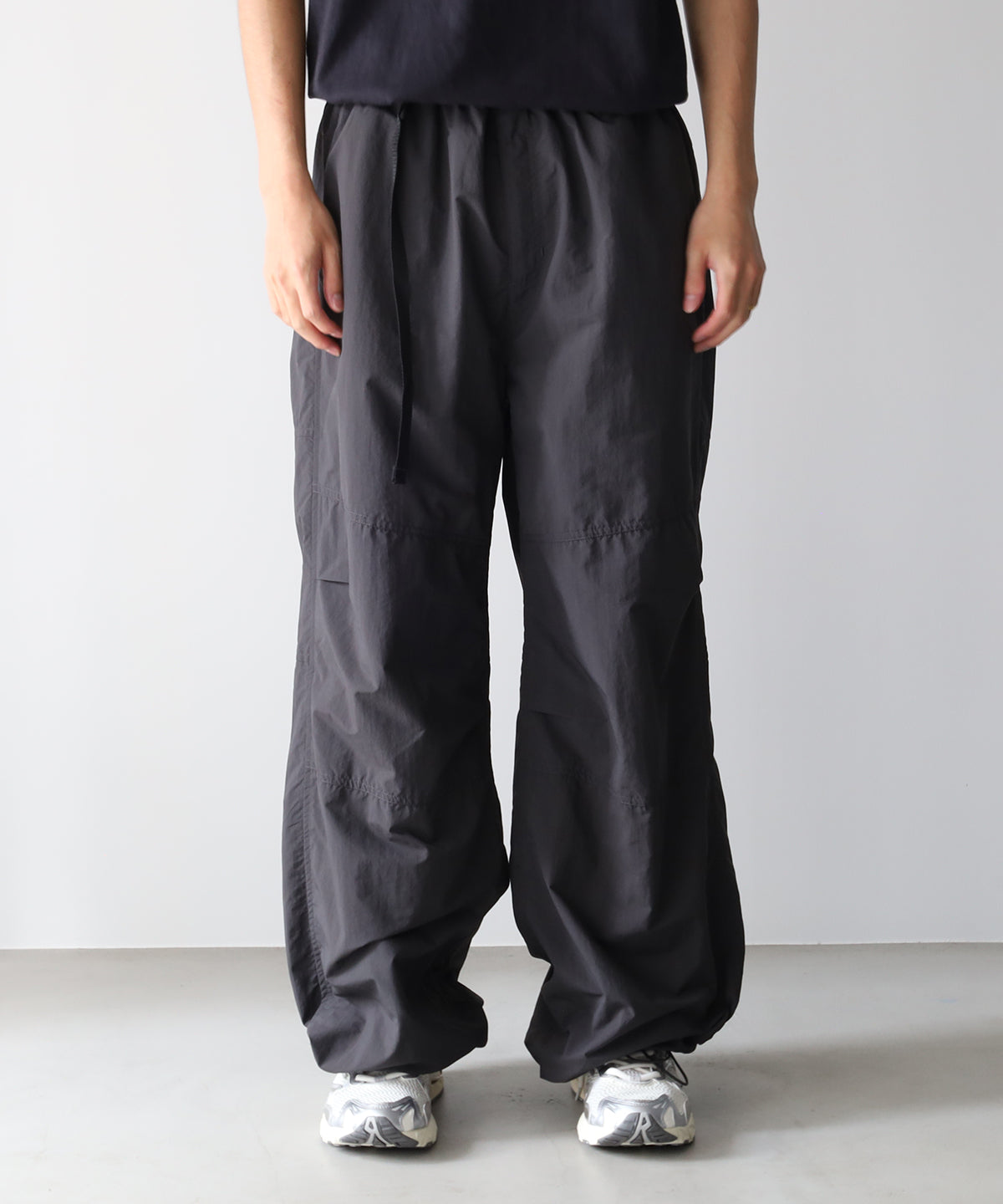 パンツ KAJA WATER REPELLENT NYLON WIDE PANTS 790eba15da99cdc52325c17fd6e2d6
